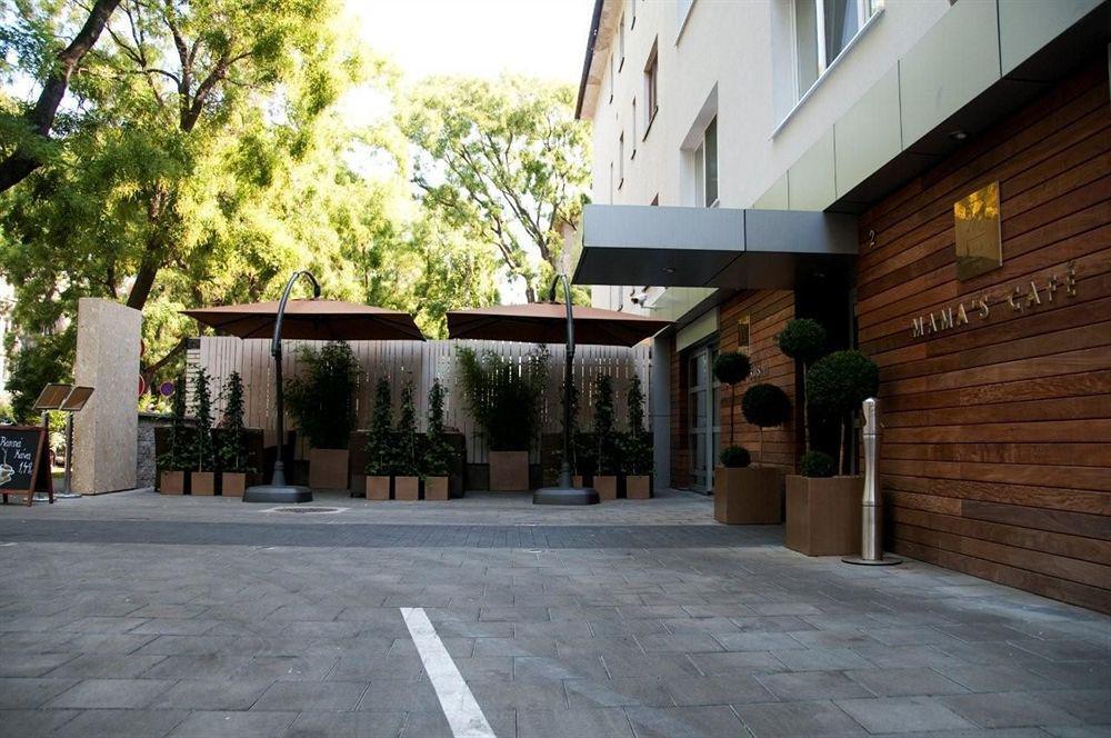 Mama'S Design & Boutique Hotel Bratislava Exterior photo